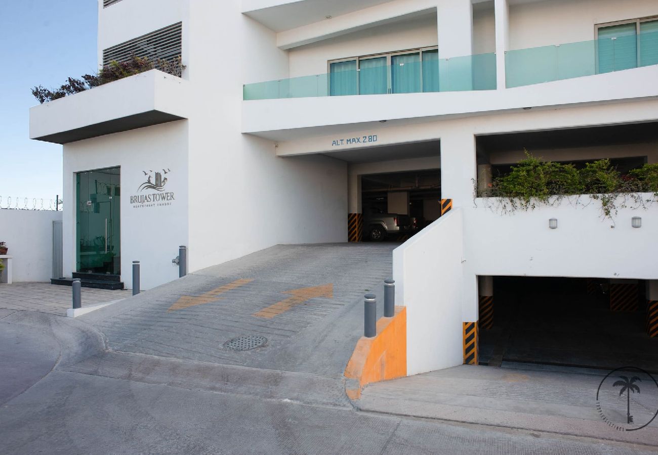 Apartamento en Mazatlán - Dpto. con balcón y Vista al Mar en Playa Brujas