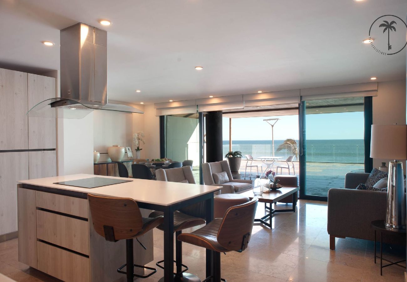 Apartamento en Mazatlán - Cómodo Dpto. con Piscina, Rooftop y Vista al Mar