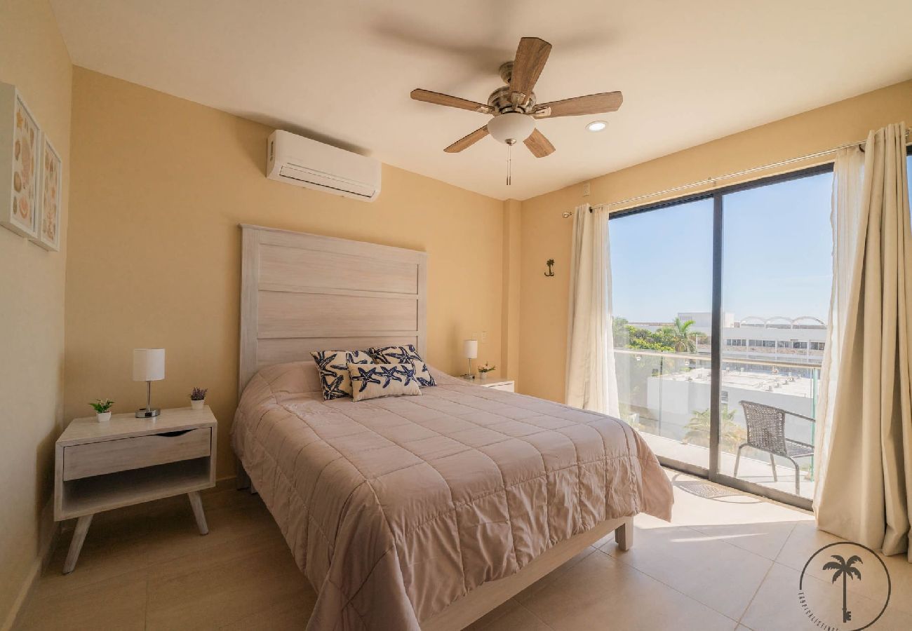 Apartamento en Mazatlán - Cómodo Dpto. con alberca y balcón en Mazatlán.