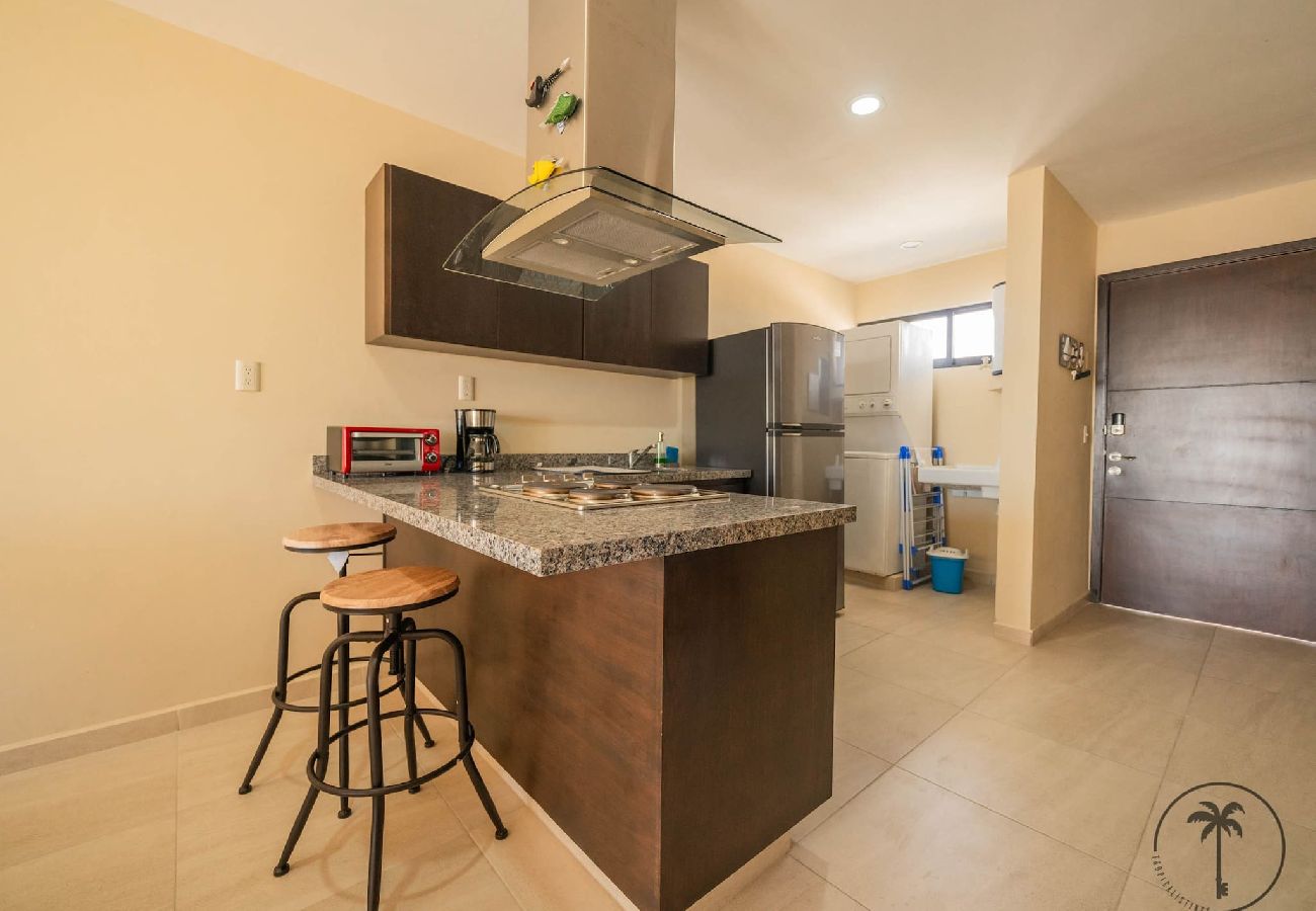 Apartamento en Mazatlán - Cómodo Dpto. con alberca y balcón en Mazatlán.