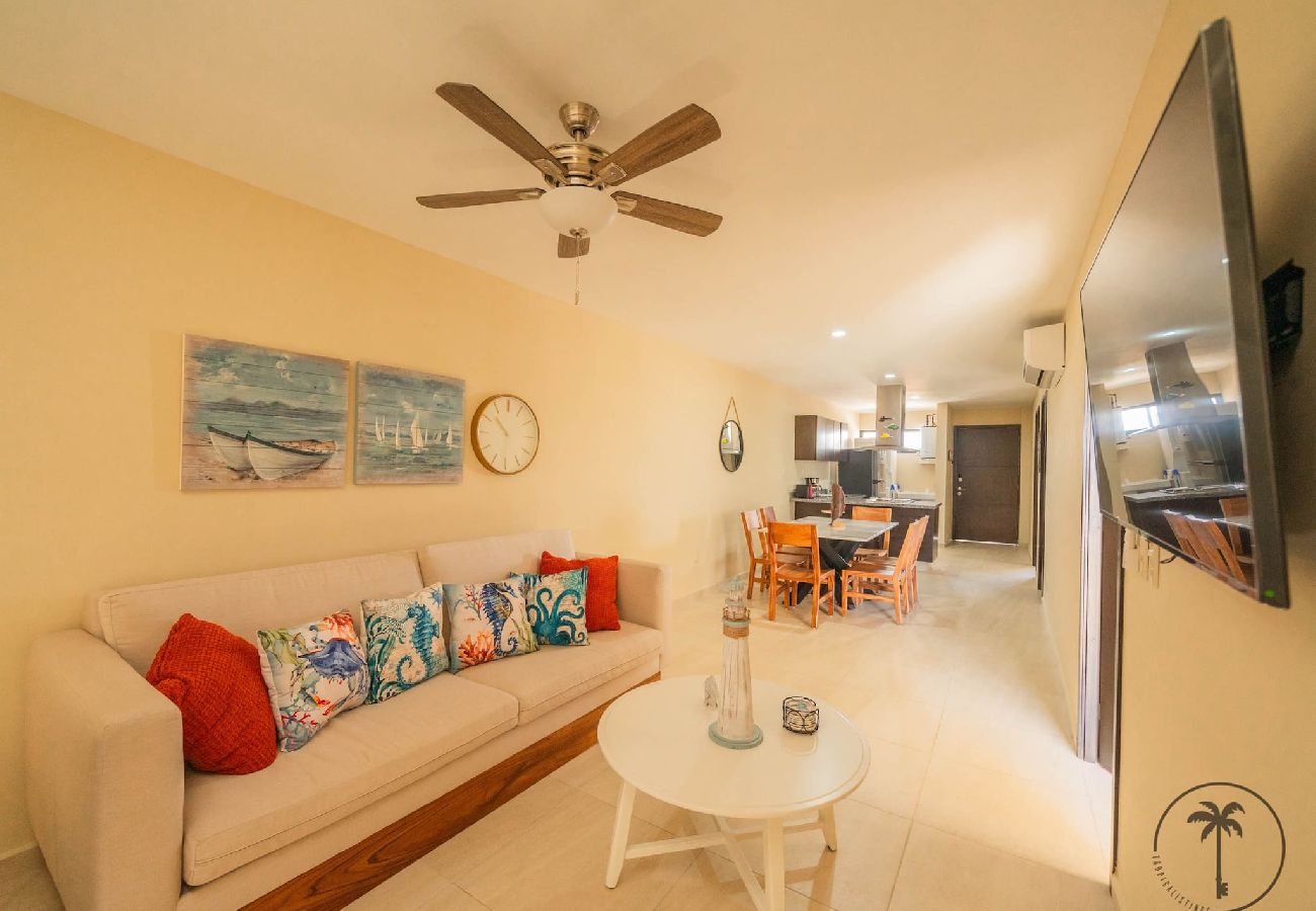 Apartamento en Mazatlán - Cómodo Dpto. con alberca y balcón en Mazatlán.