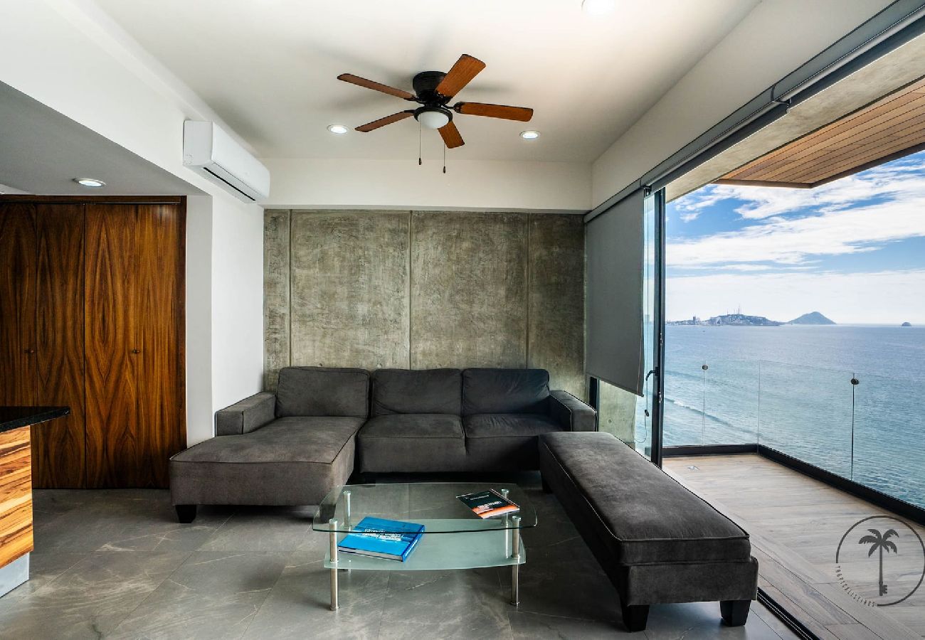 Apartamento en Mazatlán - Hermoso Dpto de diseño único en la playa, Mazatlán