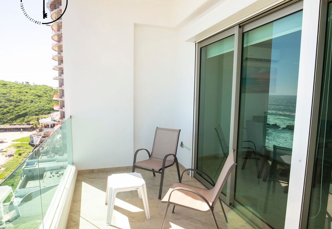 Apartamento en Mazatlán - Depto. en Playa Brujas: Confort y Vista al Mar