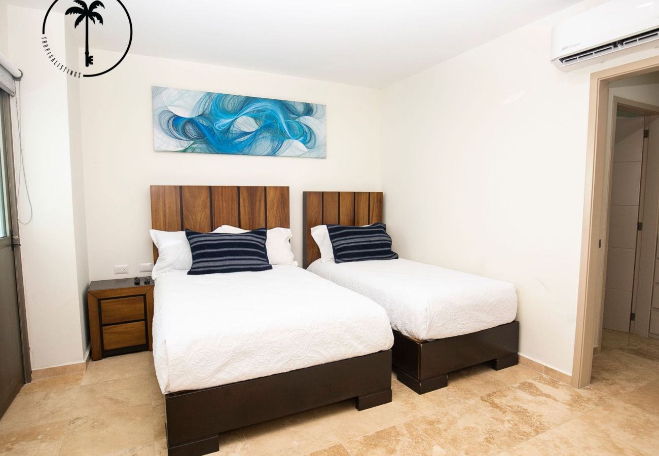 Apartamento en Mazatlán - Elegante Depto. en Playa Brujas con Vista al Mar