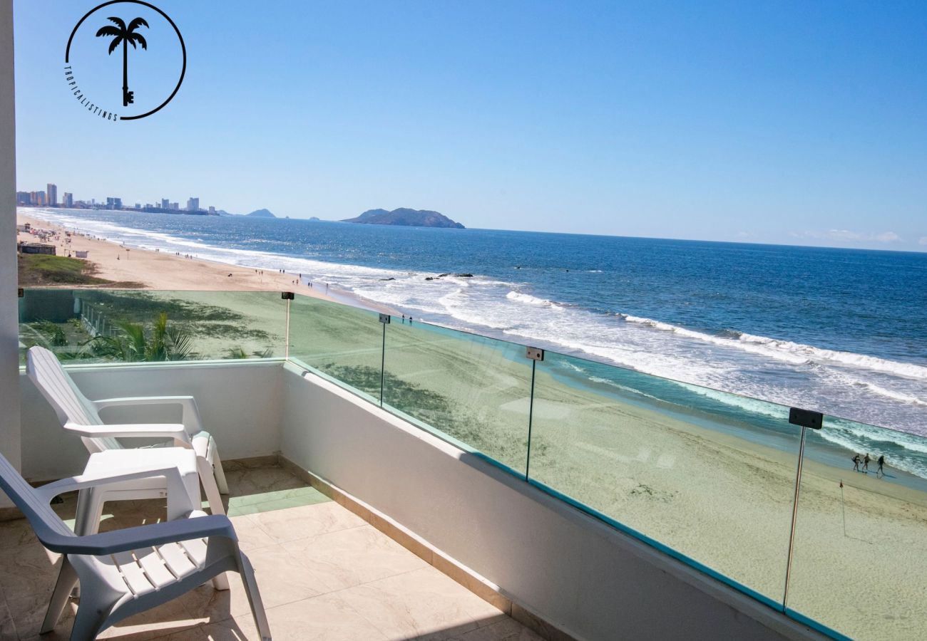 Apartamento en Mazatlán - Elegante Depto. en Playa Brujas con Vista al Mar