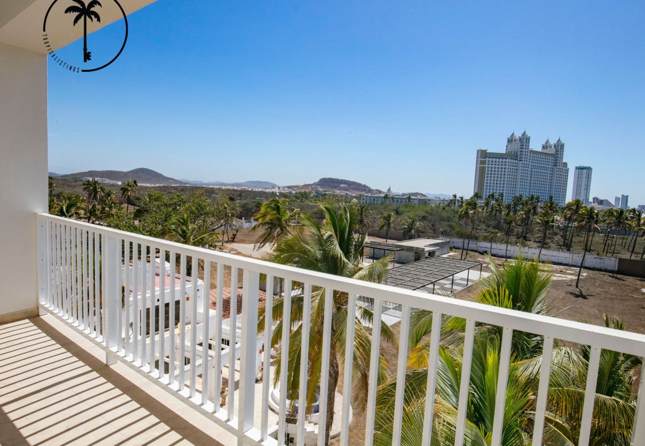 Apartamento en Mazatlán - Elegante Depto. en Playa Brujas con Vista al Mar