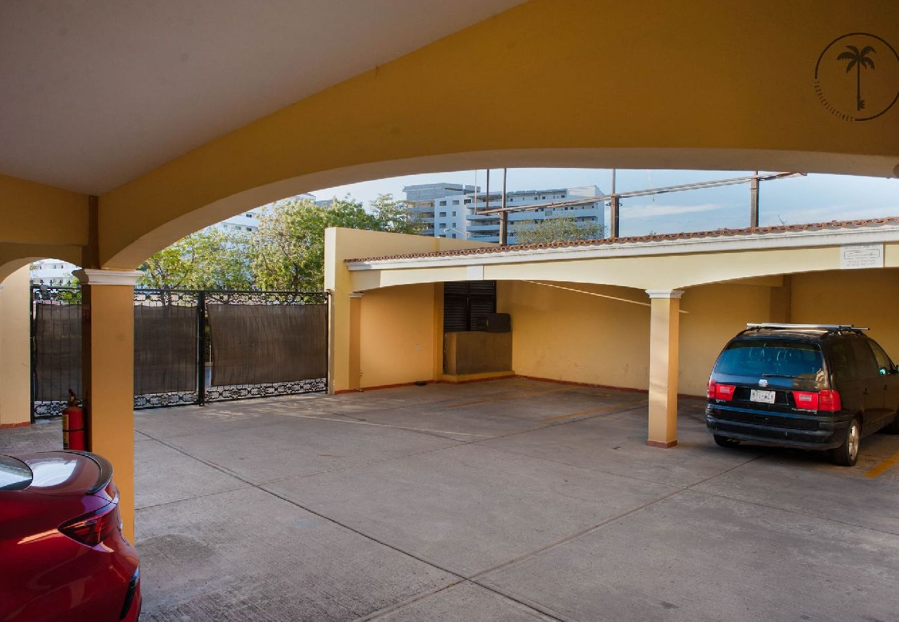 Apartment in Mazatlán - Spacious Apt. w/Pool Facing the Ocean in Mazatlán Tropicalistings