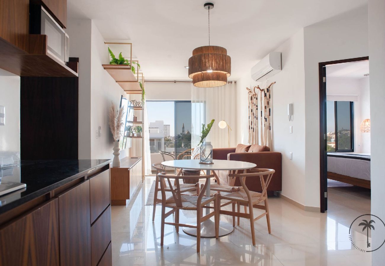 Apartment in Mazatlán - Comfy Apt. with Priv. Balcony Tropicalistings