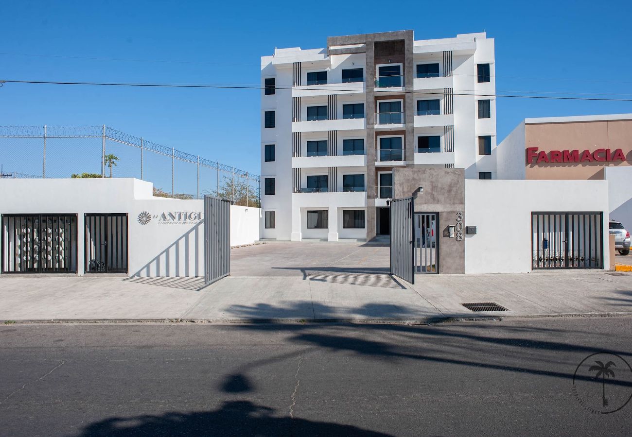 Apartment in Mazatlán - Comfy Apt. with Priv. Balcony Tropicalistings