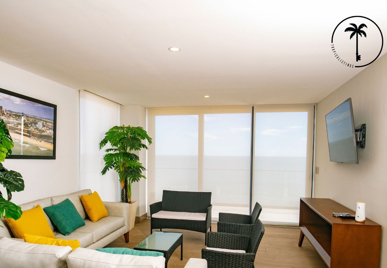 Apartment in Mazatlán - Luxury & Comfort: Mazatlán Condo with Ocean View